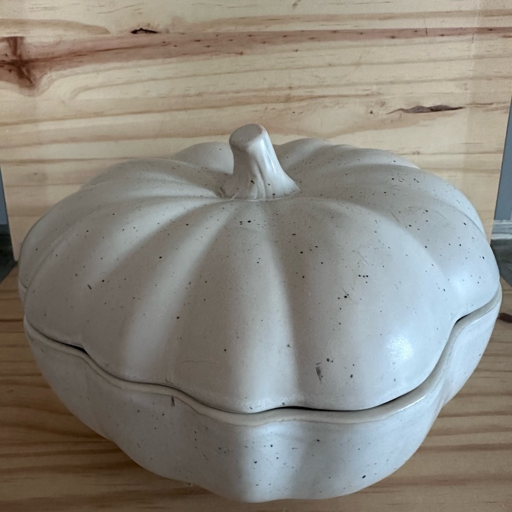 Anthropologie Pumpkin Tureen Serving Bowl